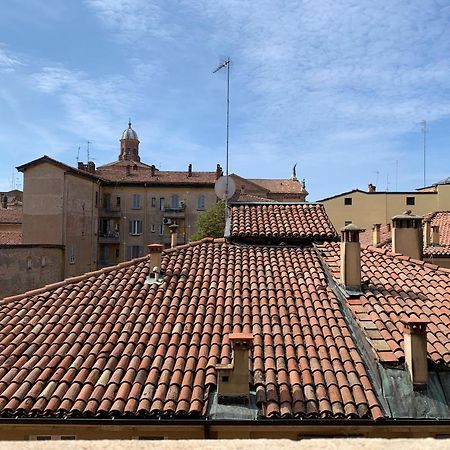 Le Suites Dell'Edera Bologna Bagian luar foto
