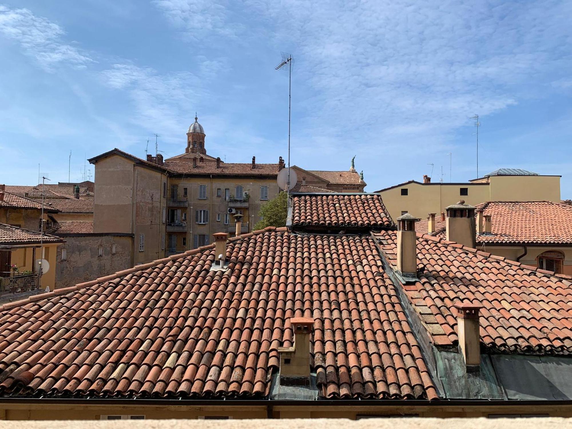 Le Suites Dell'Edera Bologna Bagian luar foto