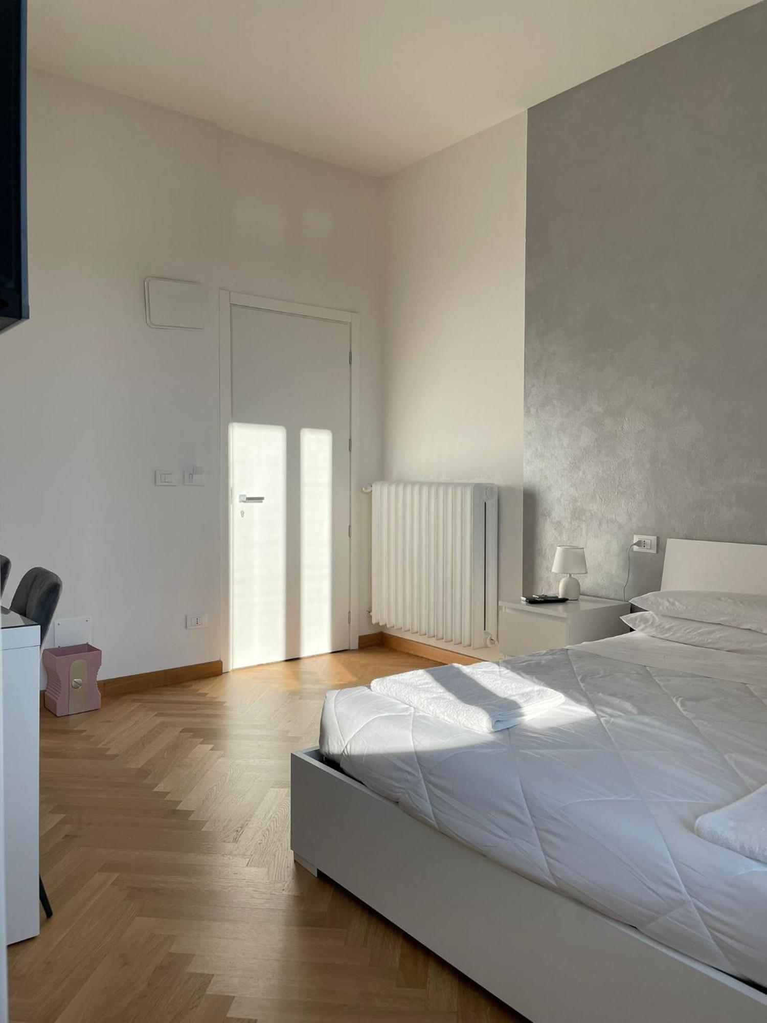 Le Suites Dell'Edera Bologna Bagian luar foto